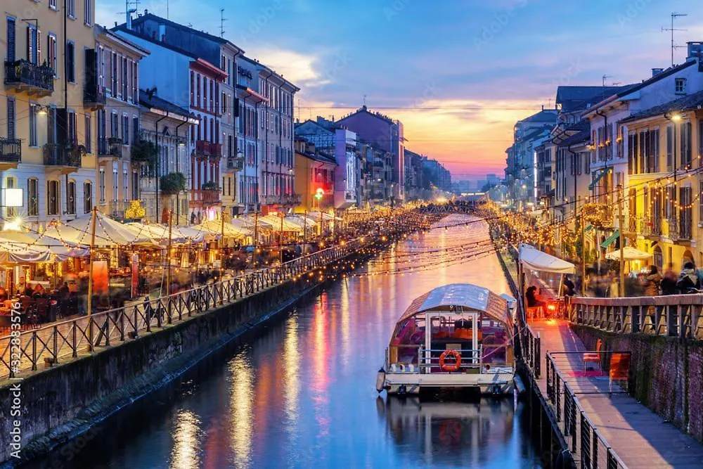 Antica Corte Navigli-Darsena Milán Italia