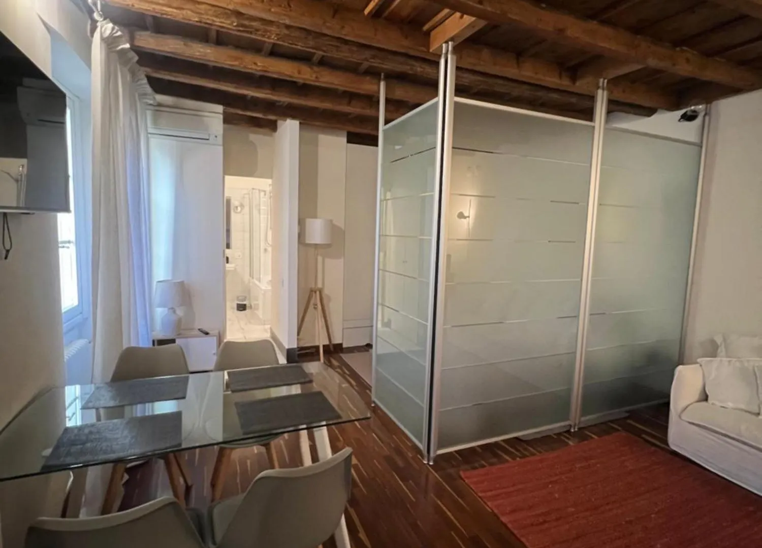 Antica Corte Navigli-Darsena Milan Apartment